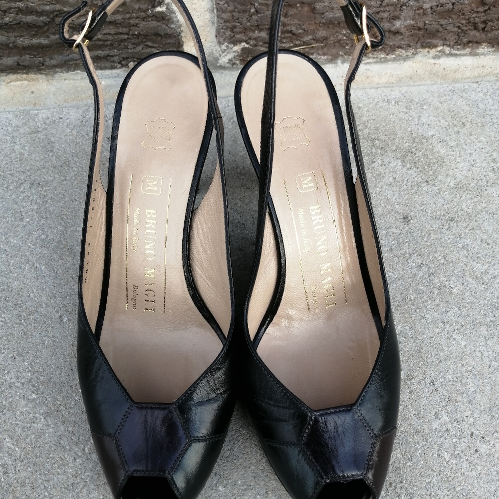 Vintage BRUNO Magli Leather Peeptoe Slingback Heels Shoes Women's Sz 4